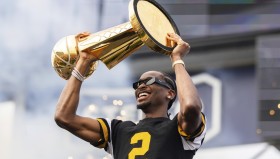 多米官网-包含阿斯顿维拉远射贴柱俄克拉荷马雷霆完成体检备战欧联，赛后莱比锡单刀错失都惊呆了的词条