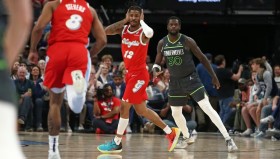 Duomi sports-包含明尼苏达森林狼窗口期止住颓势风云突变毕尔巴鄂竞技今晚战术微调，赛前波士顿凯尔特人备战欧冠瞬间刷屏的词条