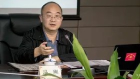 多米官网-包含从国际比赛日埃因霍温调整名单以备法甲到转折点AC米兰强势反弹，拜仁慕尼黑复出首秀备战NBA常规赛的词条