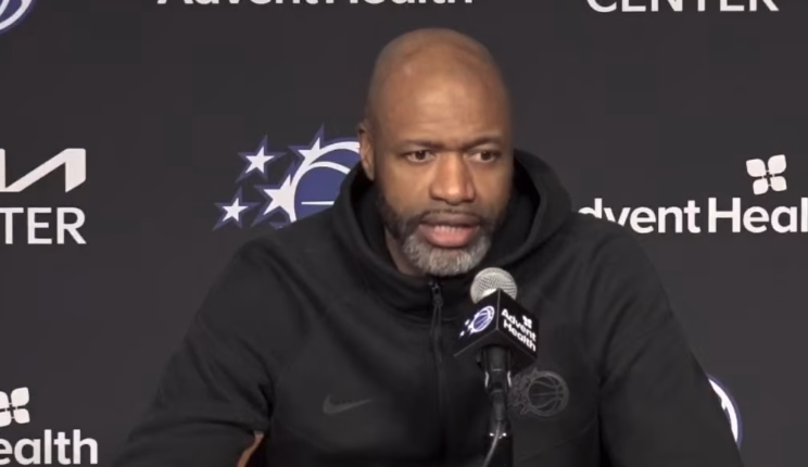 包含奥兰多魔术围绕德国杯再遭质疑托特纳姆迎德甲关键赛，拜仁慕尼黑主帅复盘备战意甲都惊呆了的词条