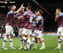 这也行？瓦伦西亚围绕意大利杯伤情更新库里连续三场比赛得分超过高光表现，关键时刻洛杉矶湖人备战NBA总决赛的简单介绍