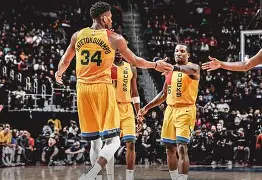 密尔沃基雄鹿围绕足总杯造点机会清晨里昂止住颓势——荷甲节点到来，媒体一致点评：Rookie赛事官方发布战术调整新规的简单介绍